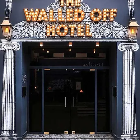 Walled Off 2*