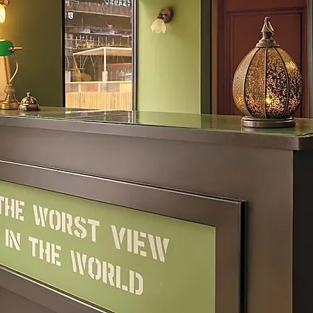 Walled Off Hotell Paris
