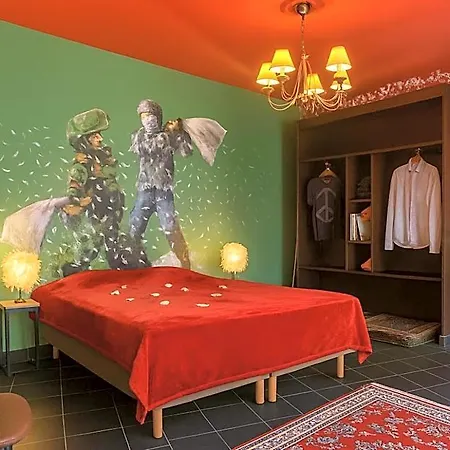 Hotell Walled Off Paris